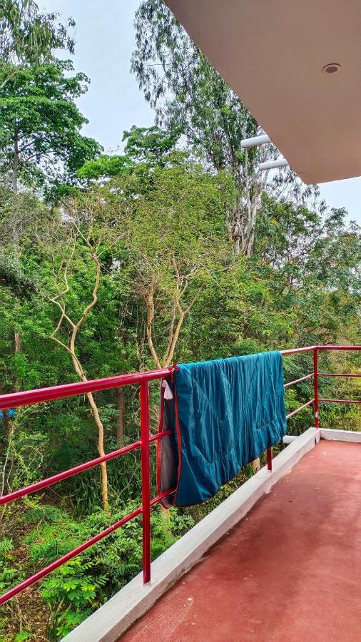 Travellers Tribe By Livelehood Habitat Vandrerhjem Auroville Eksteriør bilde