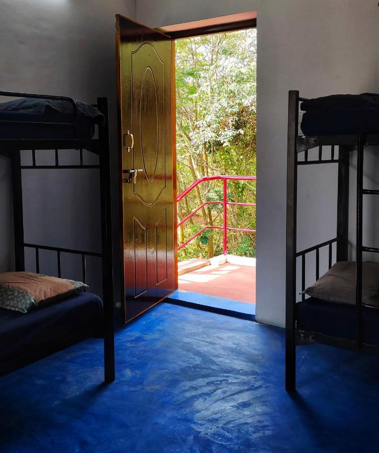 Travellers Tribe By Livelehood Habitat Vandrerhjem Auroville Eksteriør bilde
