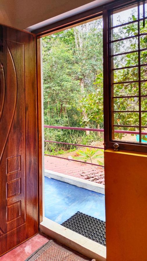 Travellers Tribe By Livelehood Habitat Vandrerhjem Auroville Eksteriør bilde
