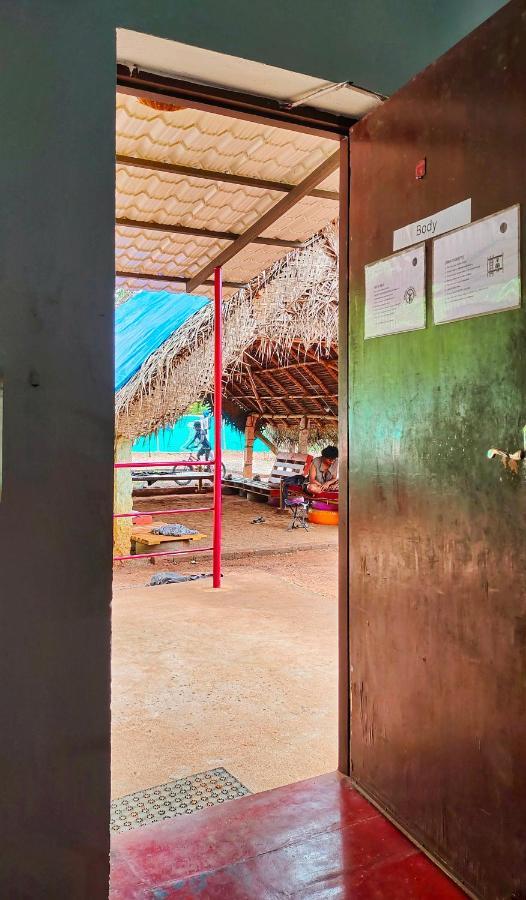 Travellers Tribe By Livelehood Habitat Vandrerhjem Auroville Eksteriør bilde